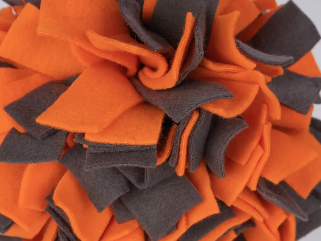 Trendpet Schnüffelball – textile Suchbeschäftigung für Hunde – Orange